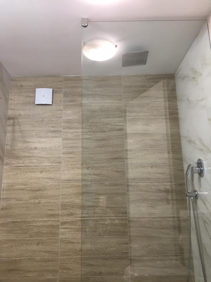 דירות PalaiónTsiflíkion Secret Bay מראה חיצוני תמונה